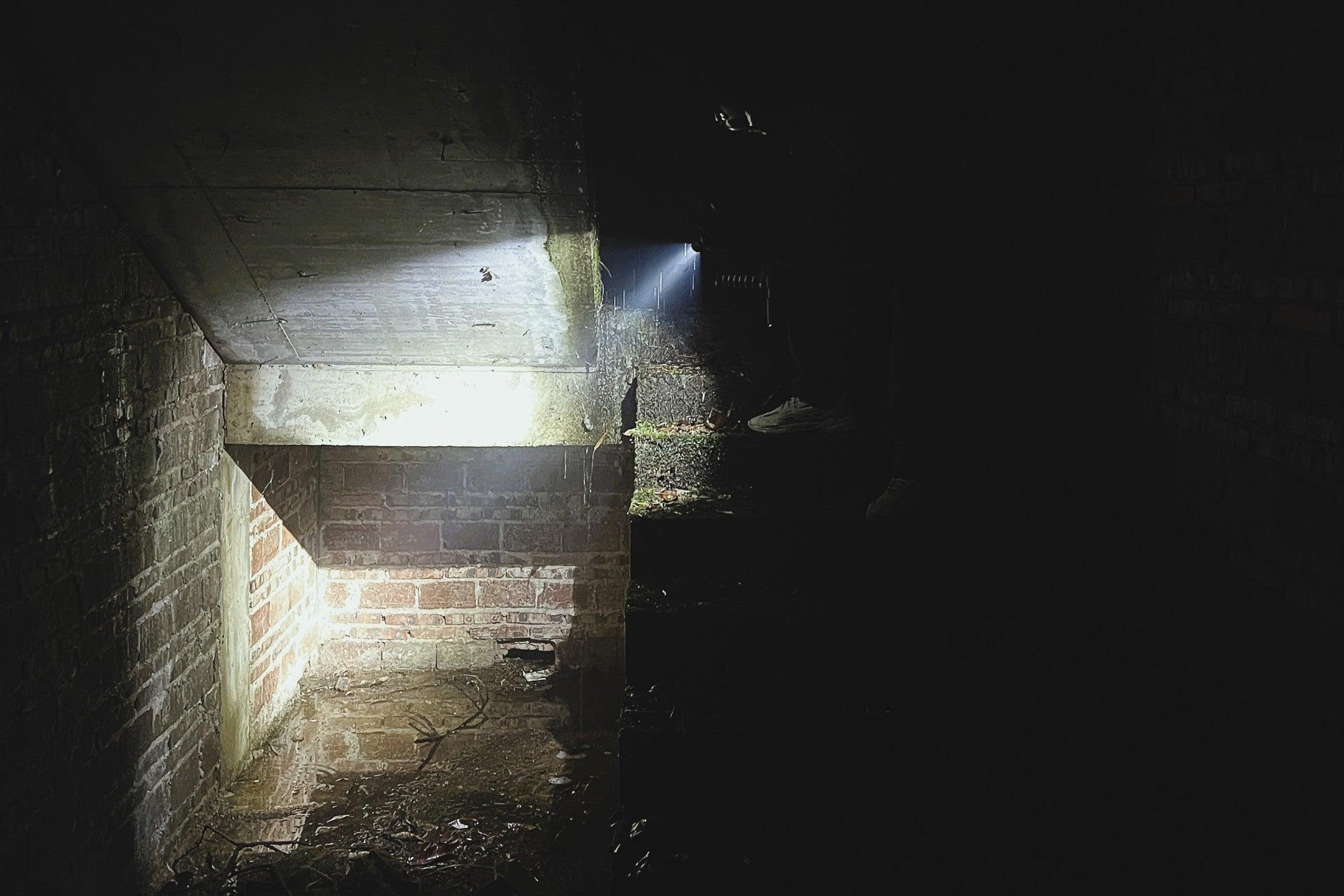 How to Properly Maintain Your Flashlight - UltraFire