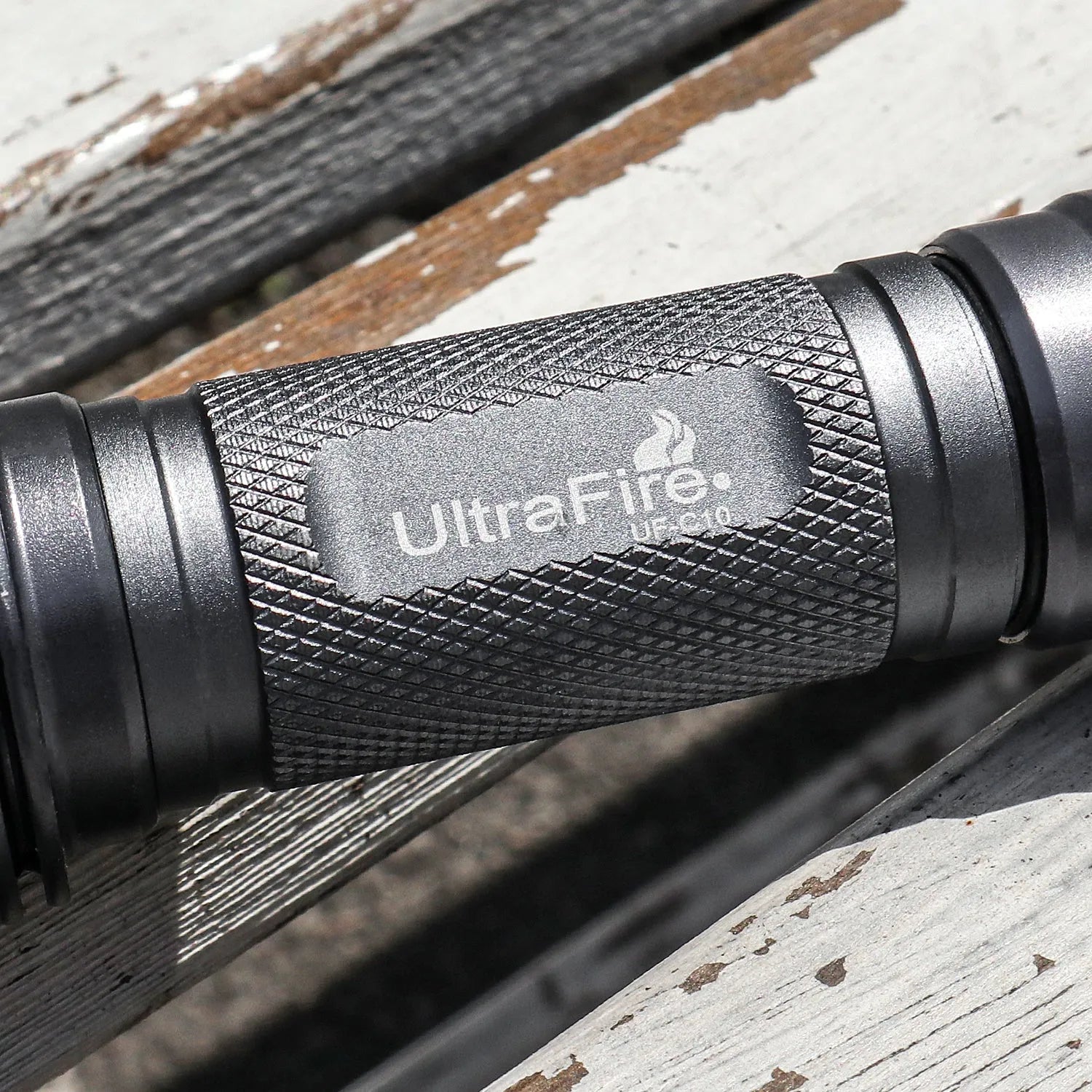 UltraFire Classic C10 3-Color Flashlight