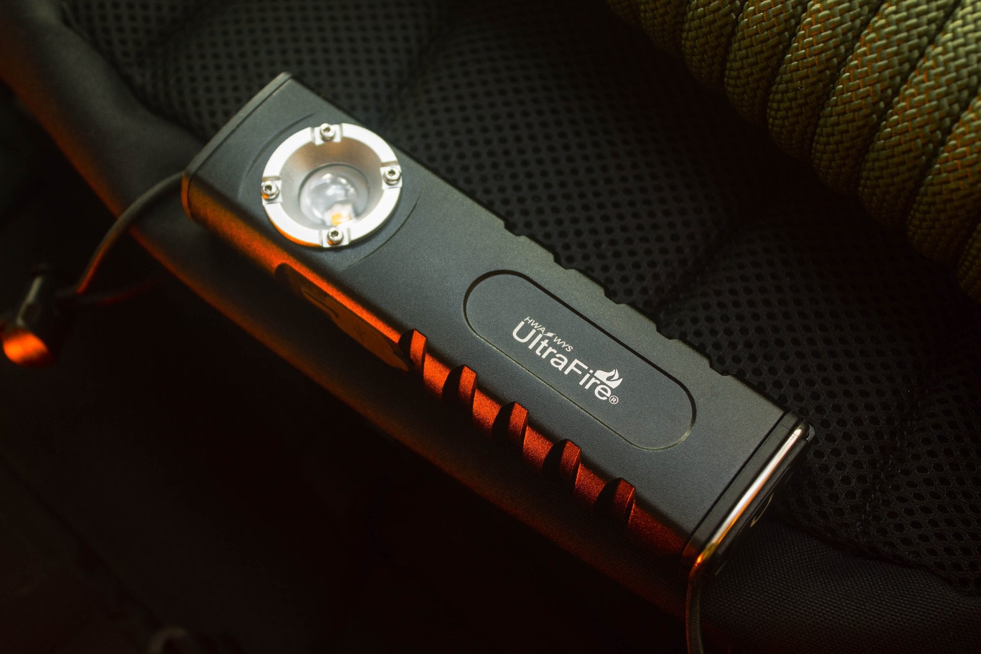 S1 Mr.Clutch Rechargeable EDC Flashlight