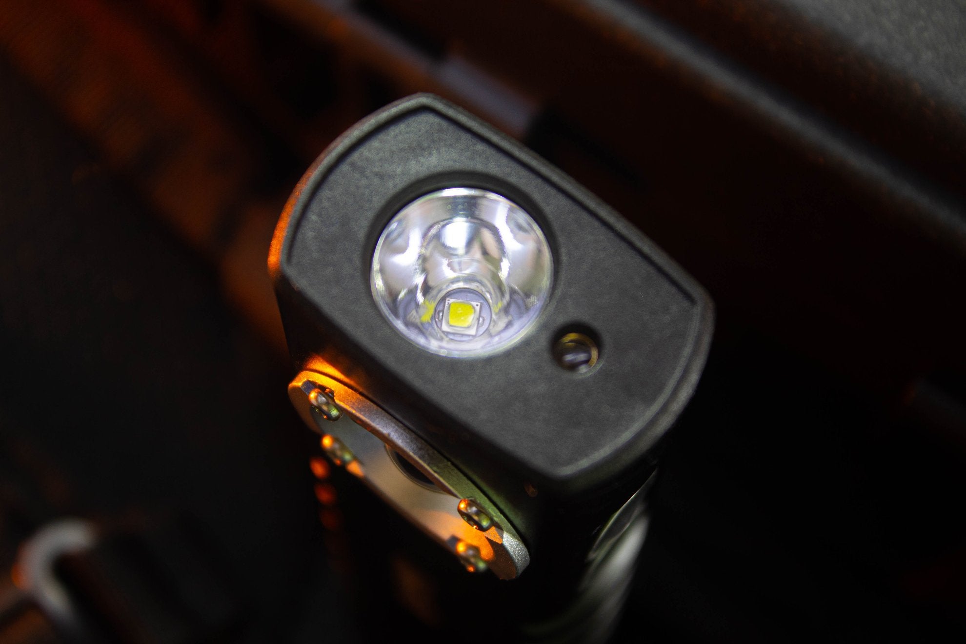 S1 Mr.Clutch Rechargeable EDC Flashlight