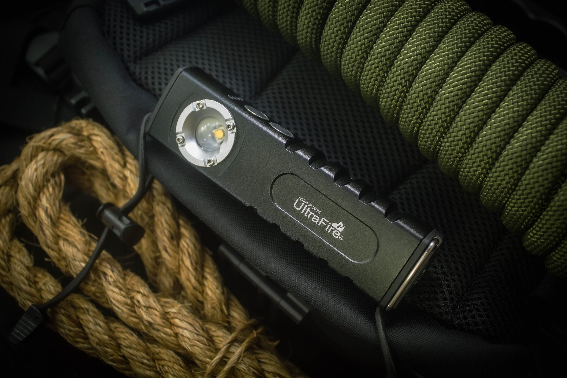 S1 Mr.Clutch Rechargeable EDC Flashlight