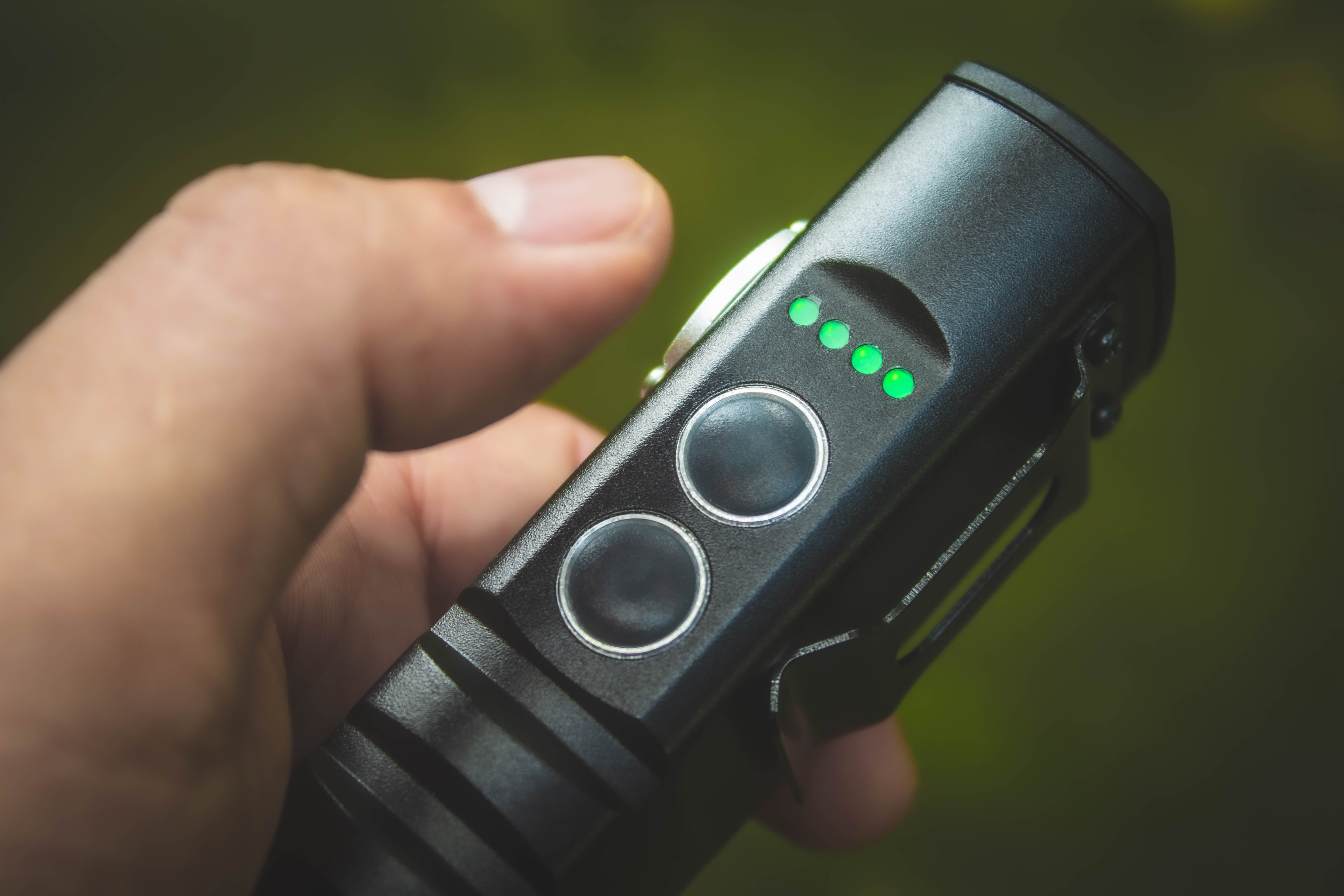 S1 Mr.Clutch Rechargeable EDC Flashlight