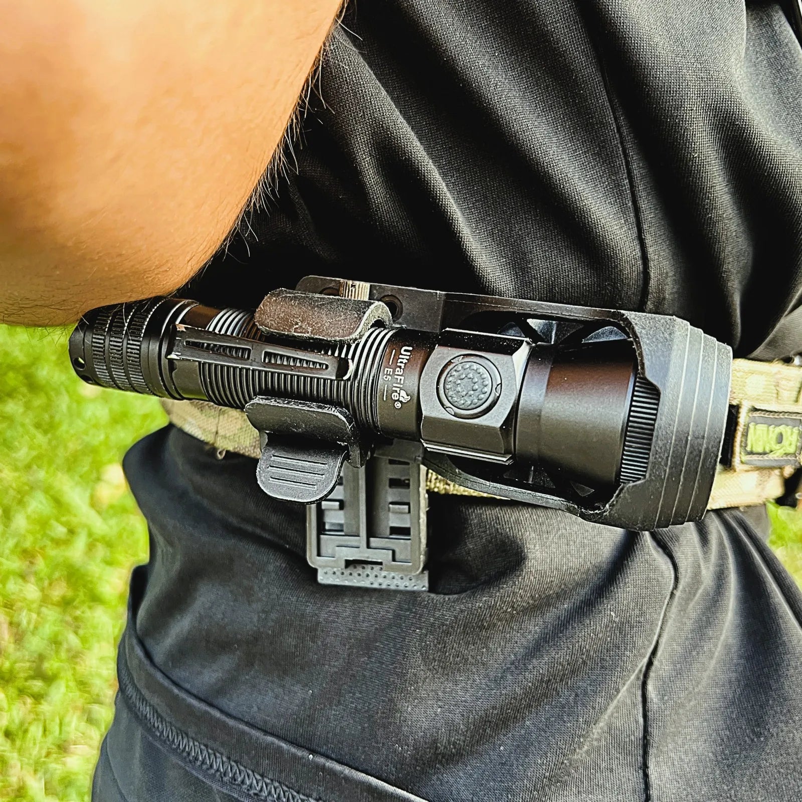 UltraFire E5 Rechargeable Tactical Flashlight