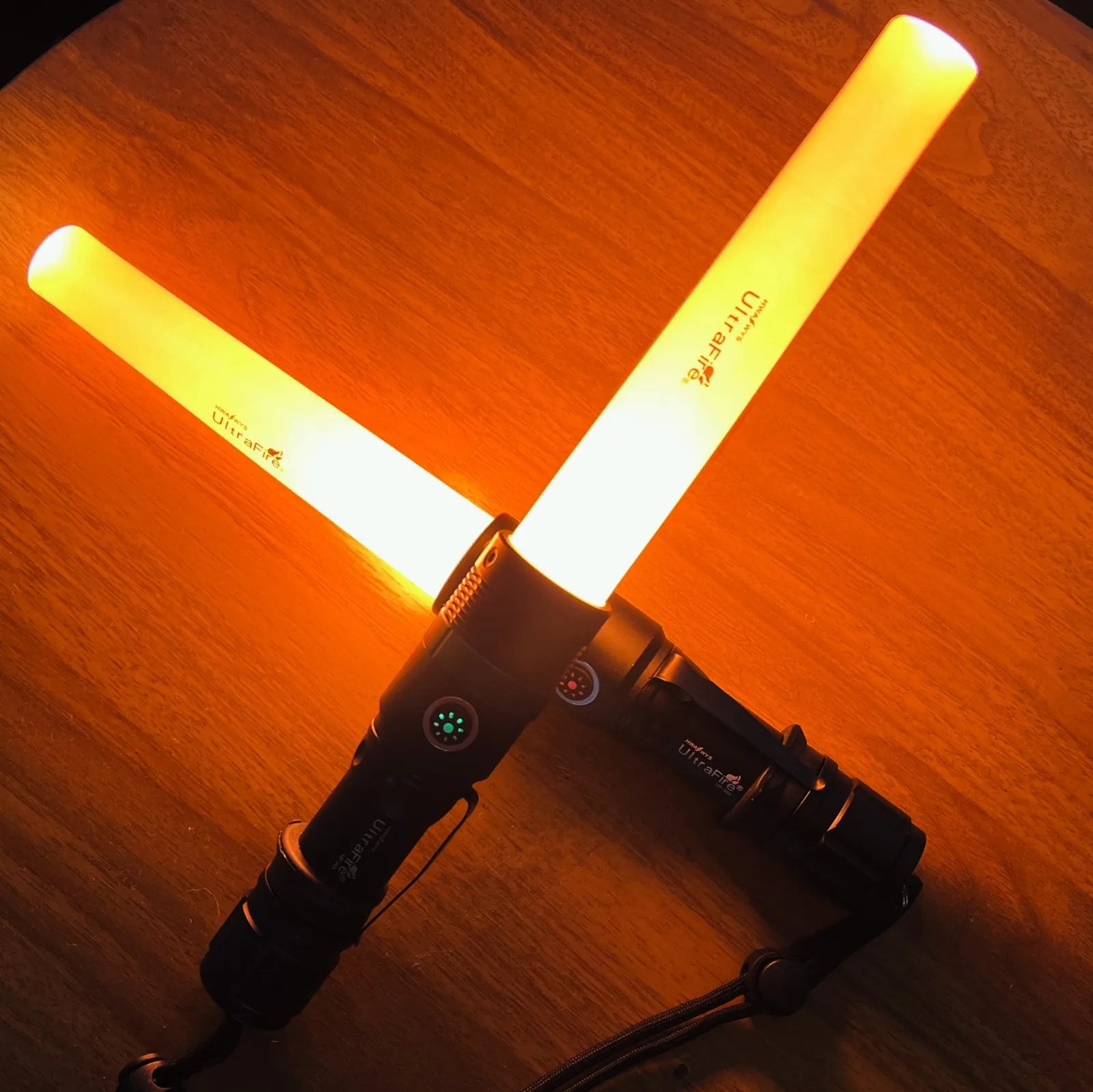 UltraFire UF-303X Rechargeable Traffic Wand