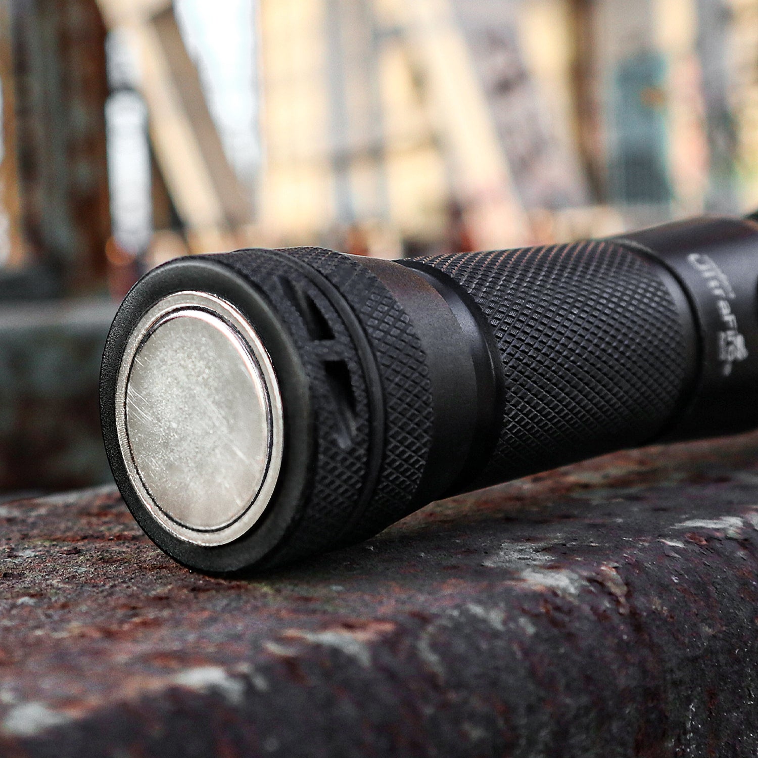 UltraFire Classic A200 Zoomable Flashlight